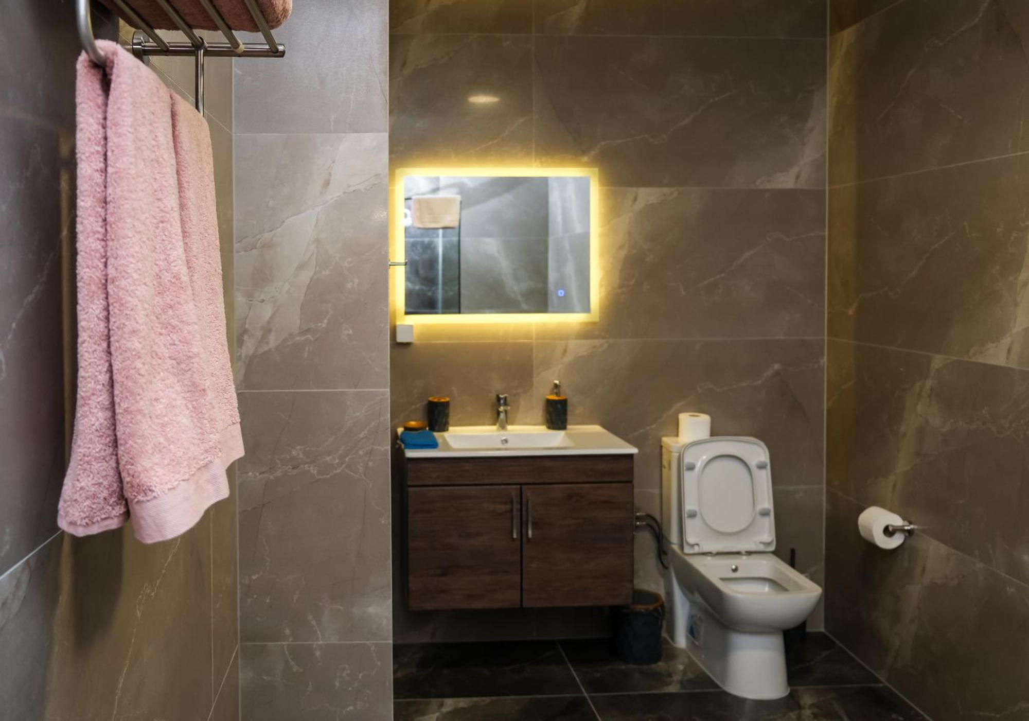 Nest Apartments Gjakova Экстерьер фото