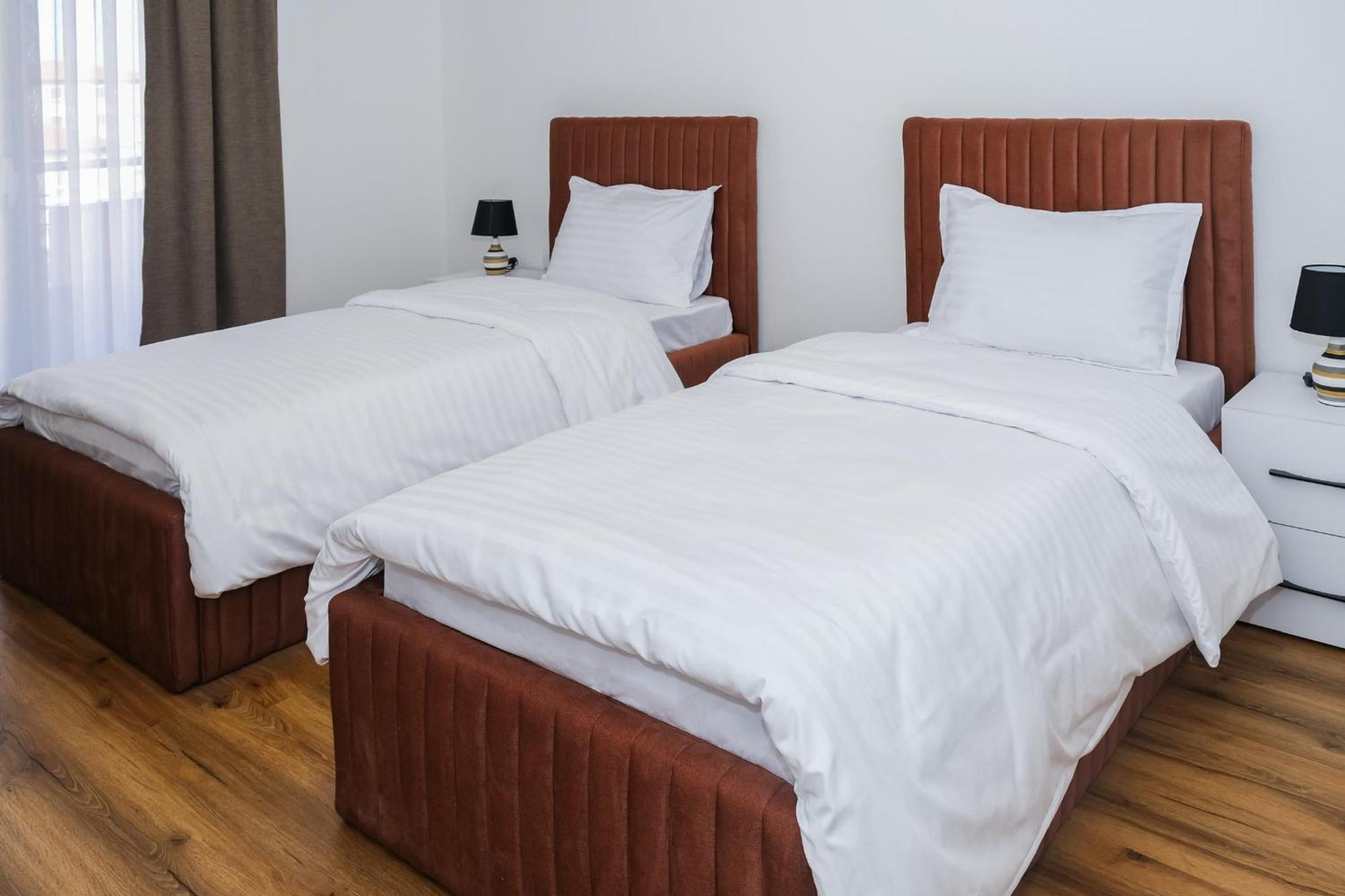Nest Apartments Gjakova Экстерьер фото