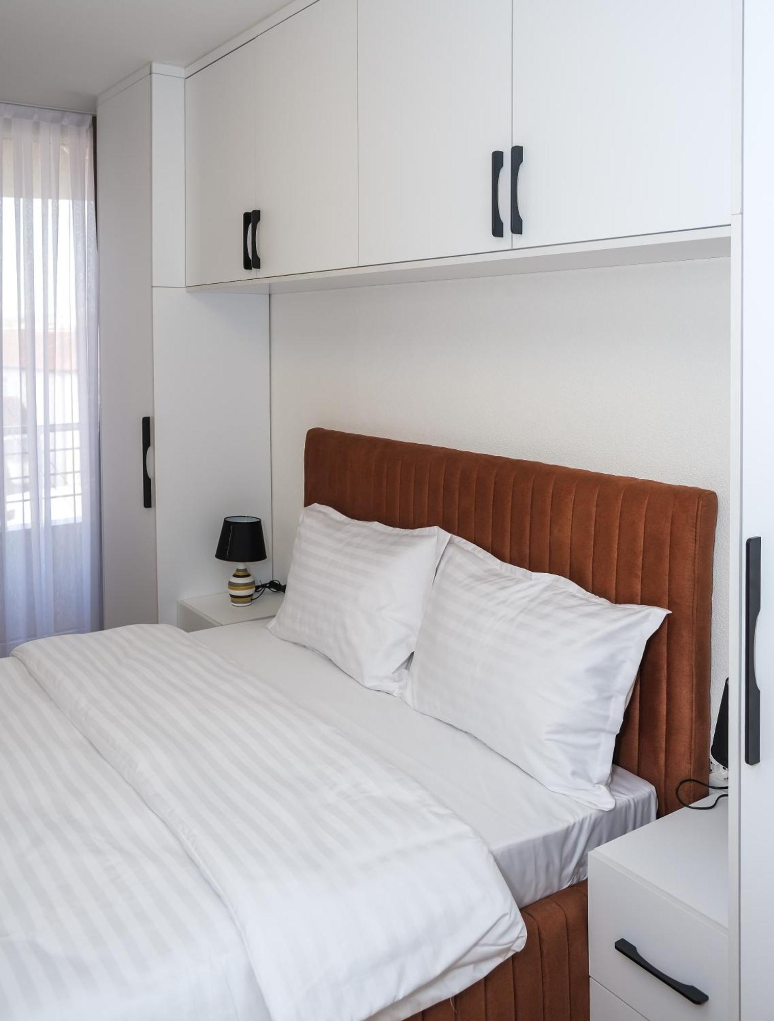 Nest Apartments Gjakova Экстерьер фото